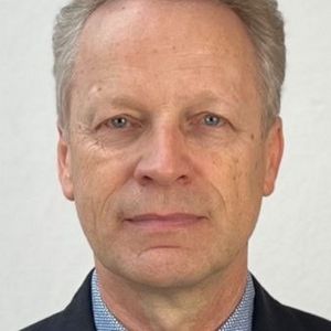 Portraitaufnahe von Prof. Dr. Steffen Glaser