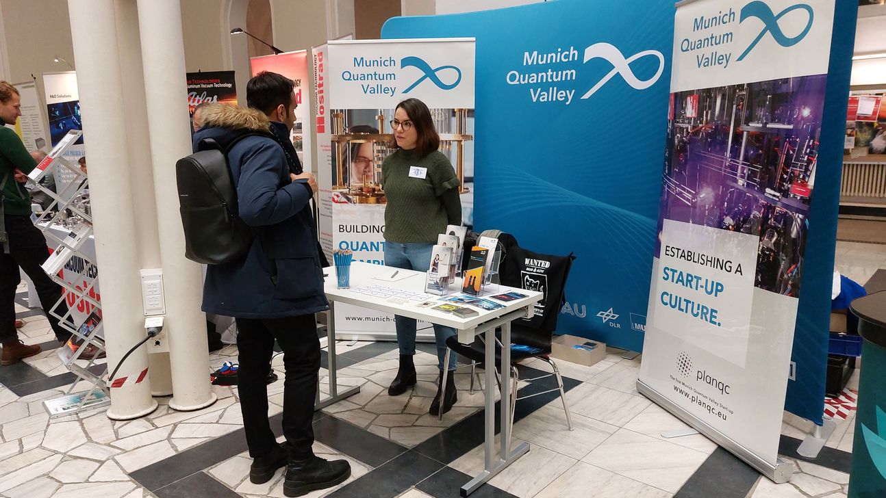 MQV-Stand auf der DPG-Frühjahrstagung in Hannover